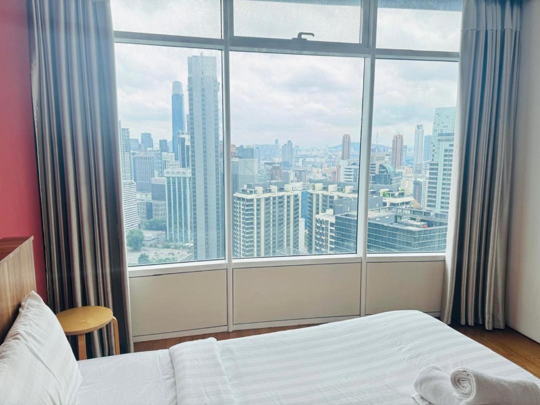 Vortex Serviced Apartment Klcc By Elite Suites 쿠알라룸푸르 외부 사진